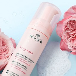 NUXE Very rose Lehká čisticí pěna 150 ml