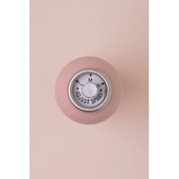 DESIGNME HOLD.ME 3stupňový lak na vlasy 69 ml